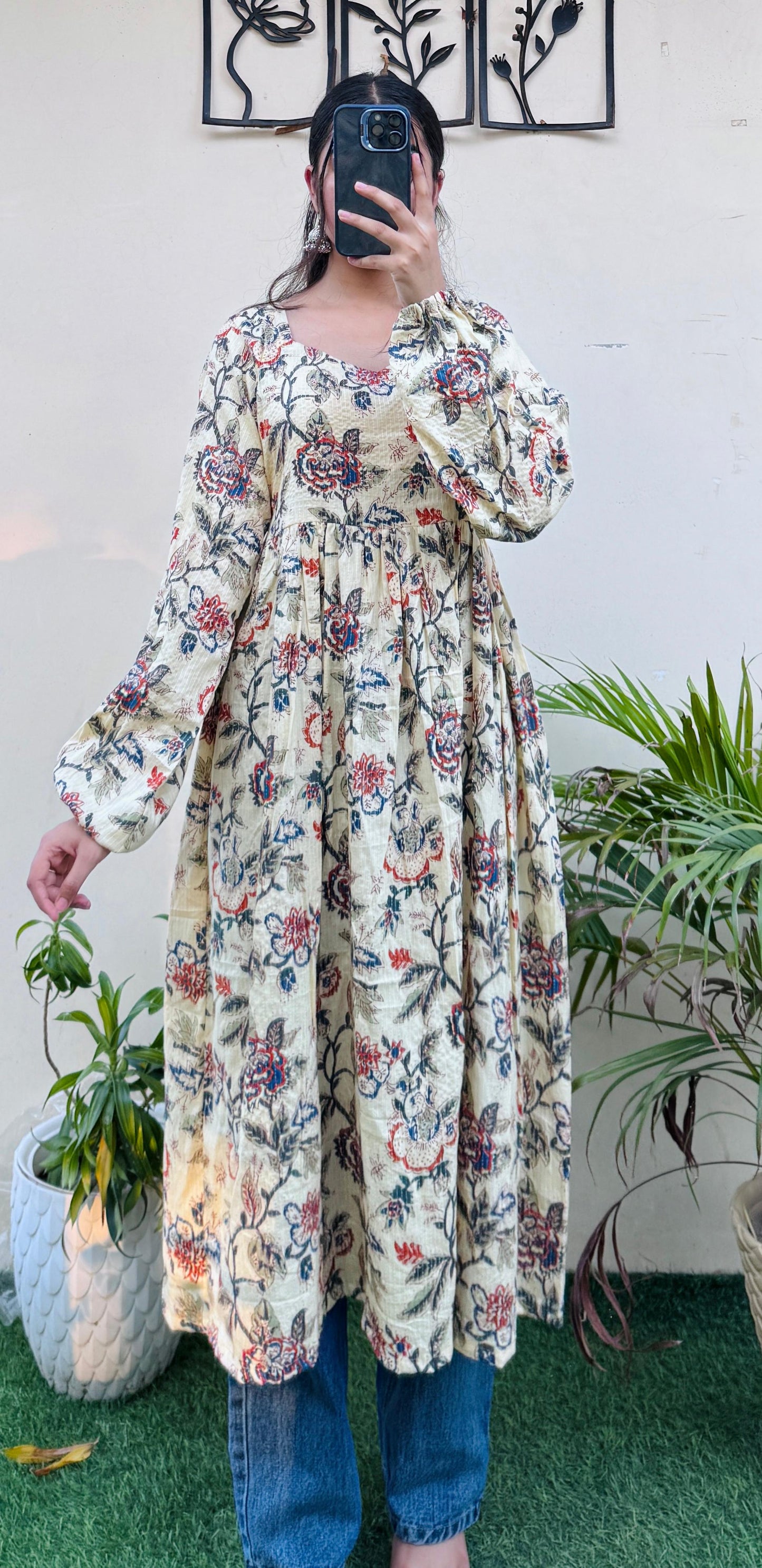 Katha Cotton Balloon Sleeves Long Kurti