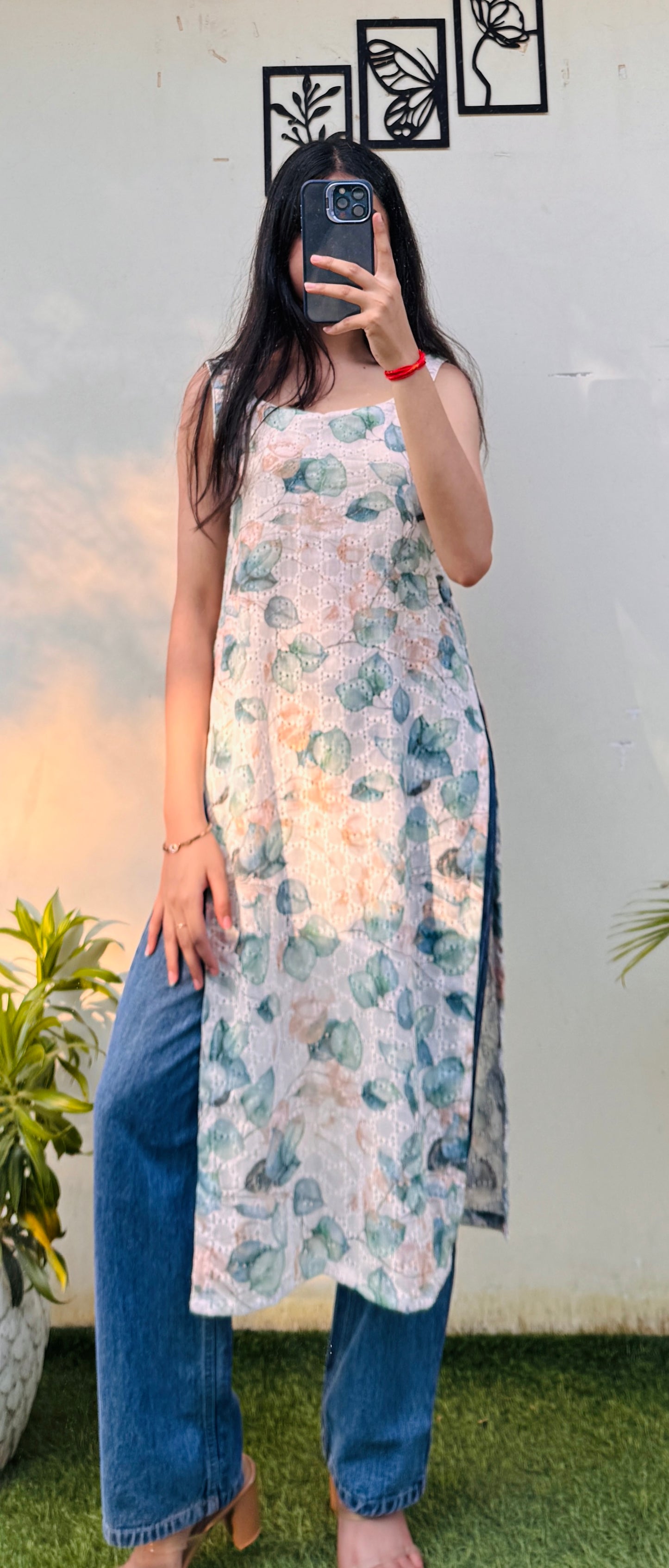 Hakoba Straight Backless Kurti