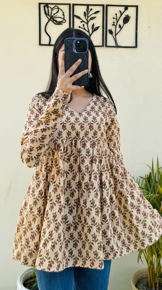 Katha Cotton Flared Printed Aliacut Peplum Top