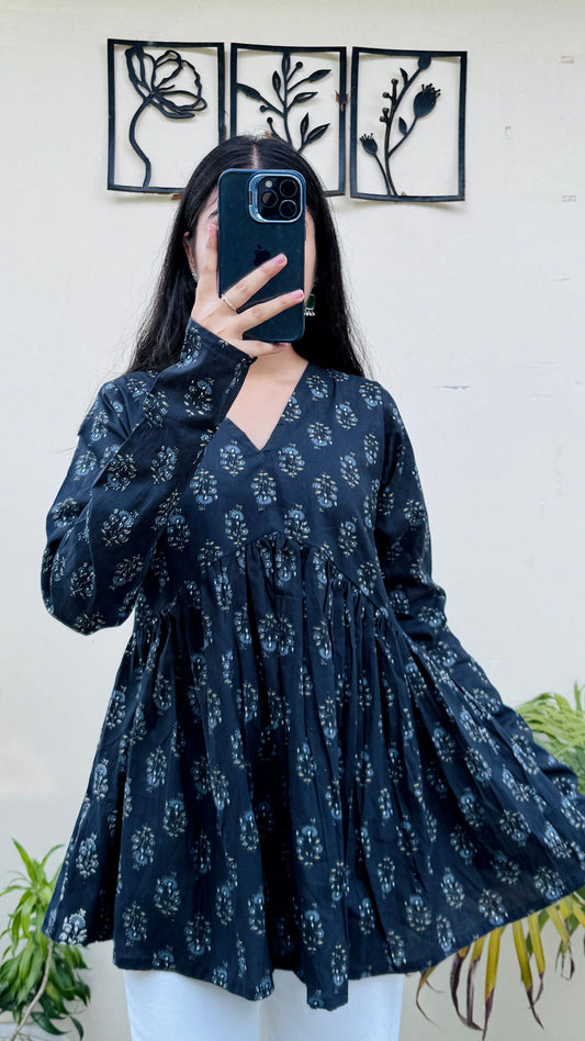 Cotton Black Flared Printed Aliacut Peplum Top