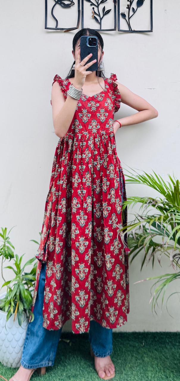 Cotton Ruffle Sleeveless Nayra Cut Long Kurti