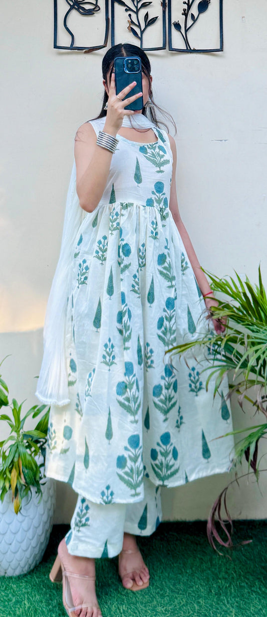 Beautiful Cotton Sleeveless Anarkali Suit Set (Kurta+Pant+Dupatta)